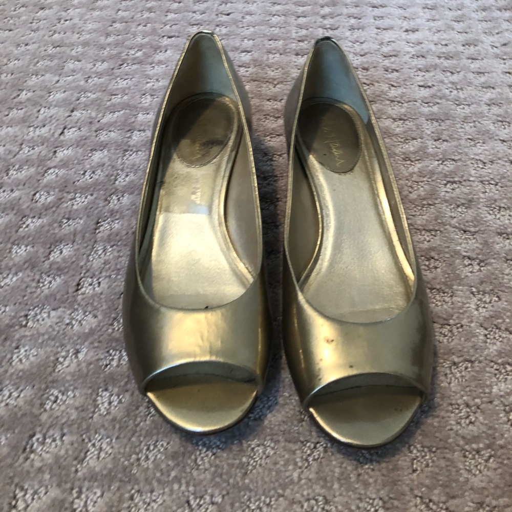 Gold peep toe Cole Haan mini wedges - Picture 2 of 3